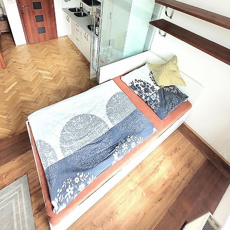Modern Apartment Few Steps From Centre Praga Exterior foto